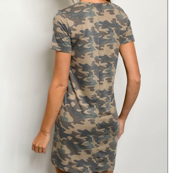 Tresics Camouflage Dress - Picture 2 of 2